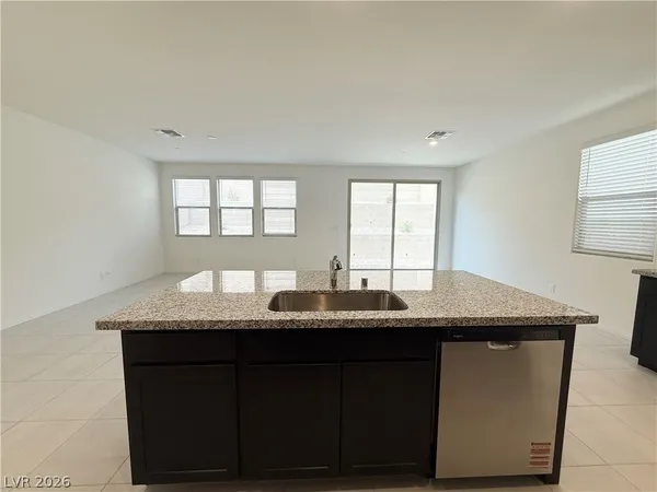 $3,460 | 101 Silver Run Lane, Las Vegas, NV 89138