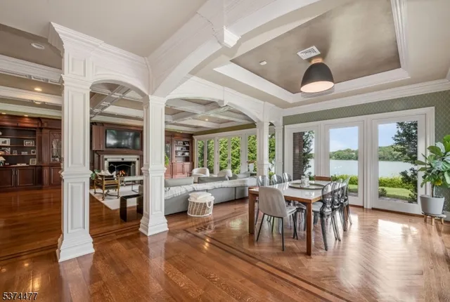 $4,550,000 | 311 Algonquin Road, Franklin Lakes, NJ 07417