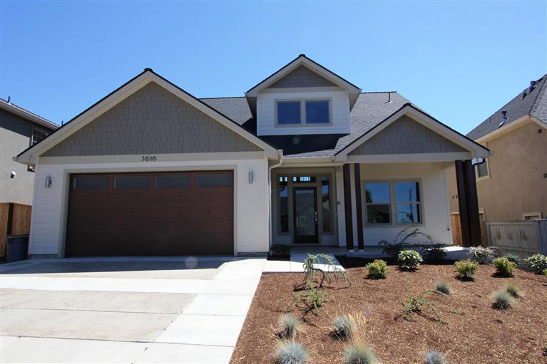 3616 Harbrooke Road Medford, OR 97504 - Photo 1 of 16 Primary Photo