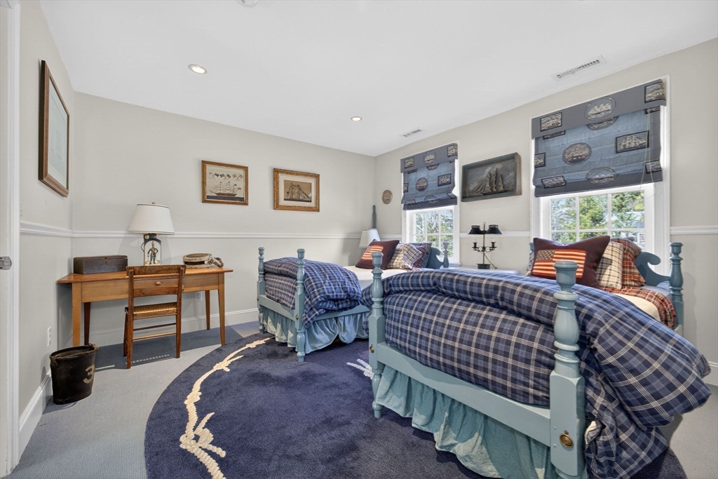 1 Buckingham Terrace Wellesley, MA 02482 - Photo 23 of 35