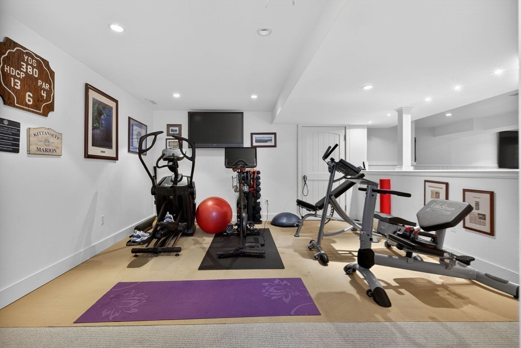 1 Buckingham Terrace Wellesley, MA 02482 - Photo 30 of 35