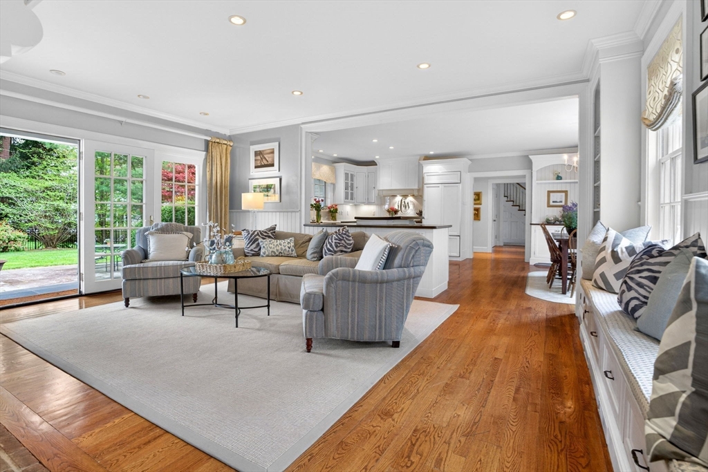 1 Buckingham Terrace Wellesley, MA 02482 - Photo 8 of 35