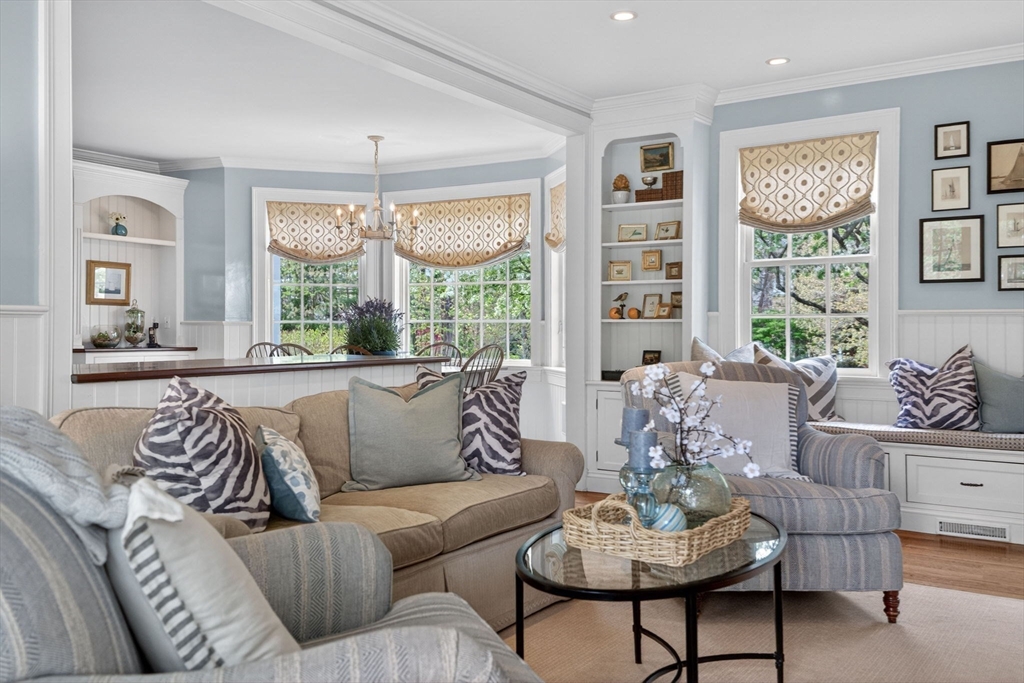 1 Buckingham Terrace Wellesley, MA 02482 - Photo 9 of 35