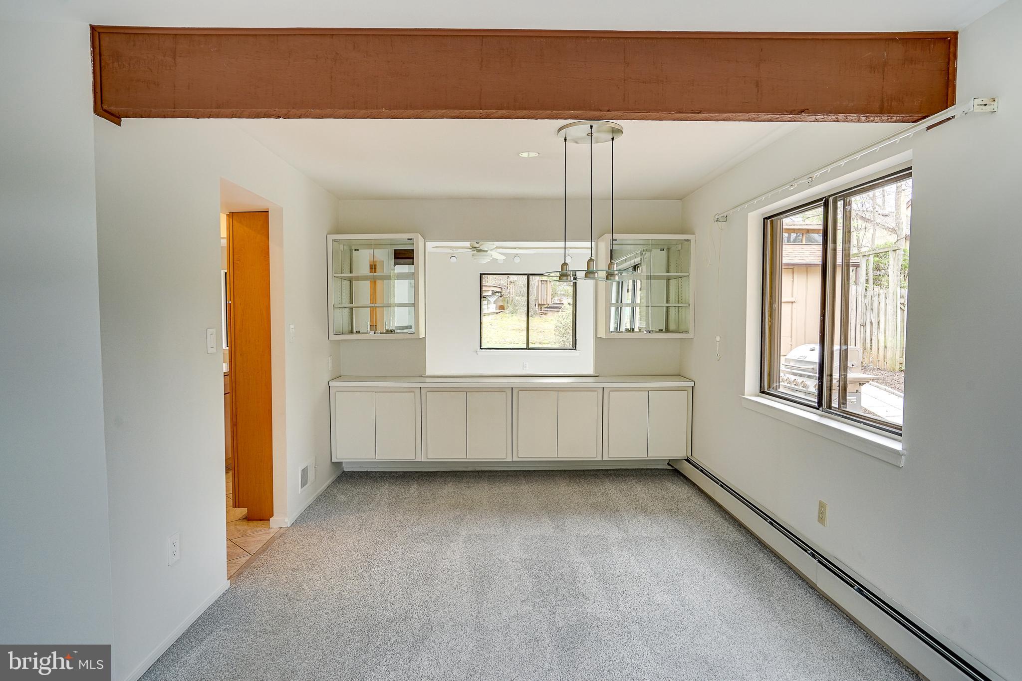 5401 Sideburn Road Fairfax, VA 22032 - Photo 16 of 50 Dining area