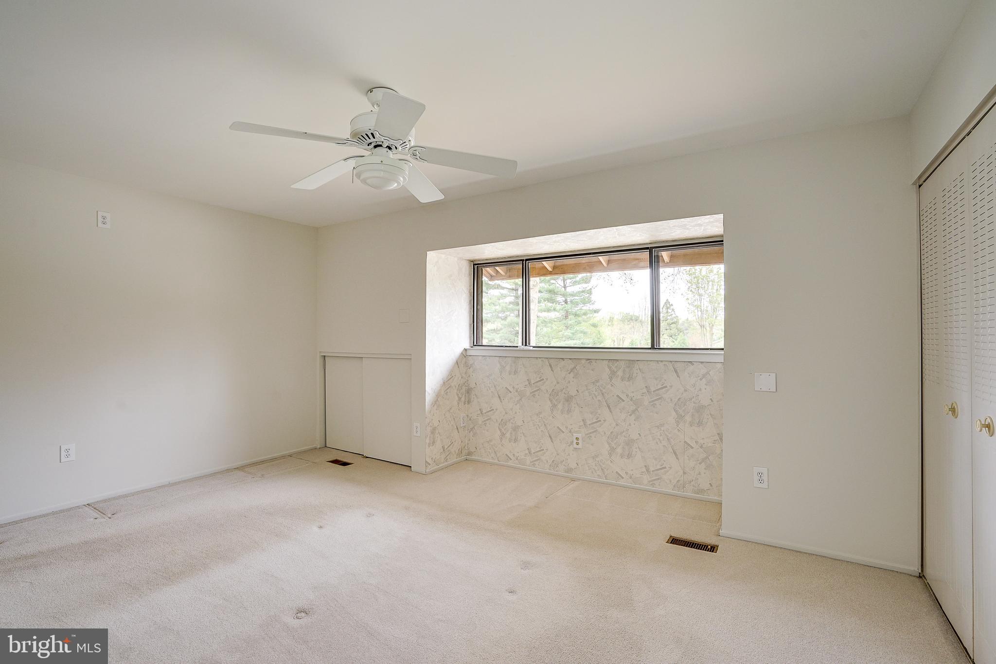 5401 Sideburn Road Fairfax, VA 22032 - Photo 21 of 50 Primary Suite