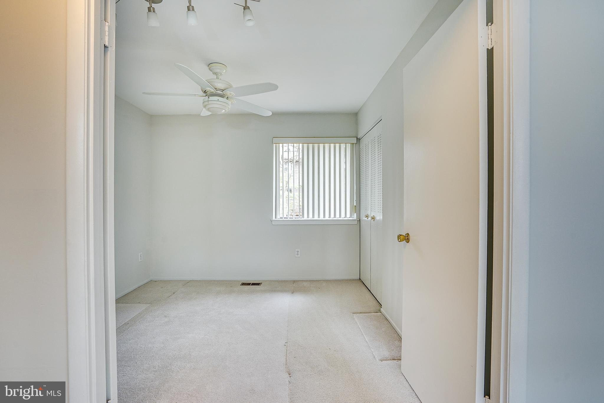 5401 Sideburn Road Fairfax, VA 22032 - Photo 30 of 50