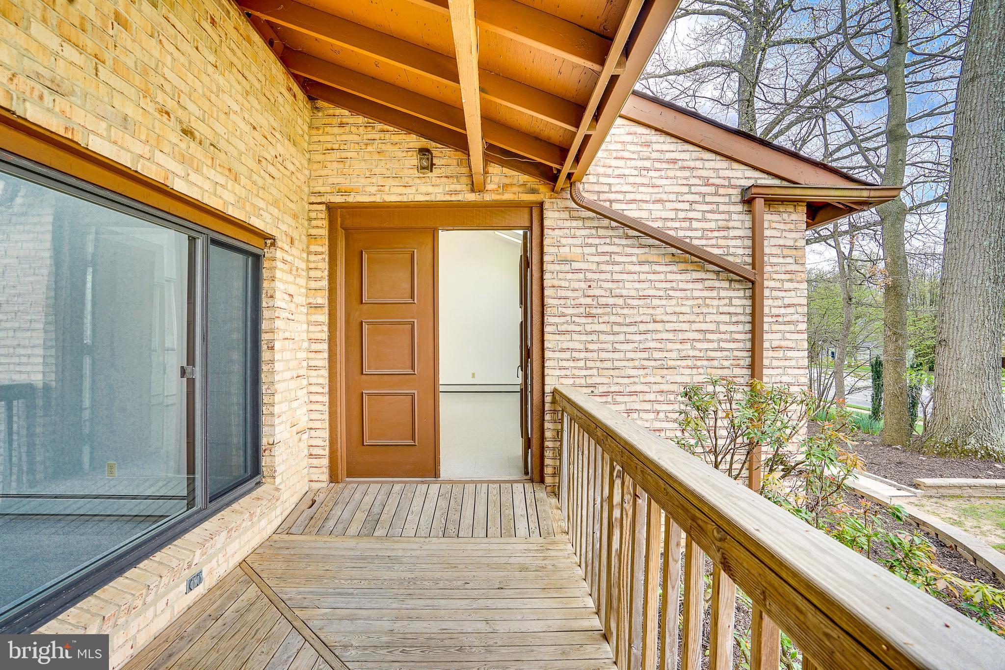 5401 Sideburn Road Fairfax, VA 22032 - Photo 42 of 50 Entrance to shop is located at front porch