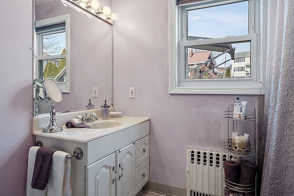 8 Edgehill Road Winthrop, MA 02152 - Photo 20 of 42 Gallery Image 20