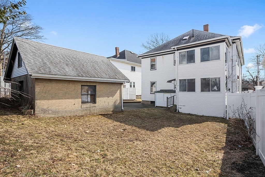 8 Edgehill Road Winthrop, MA 02152 - Photo 7 of 42 Gallery Image 7