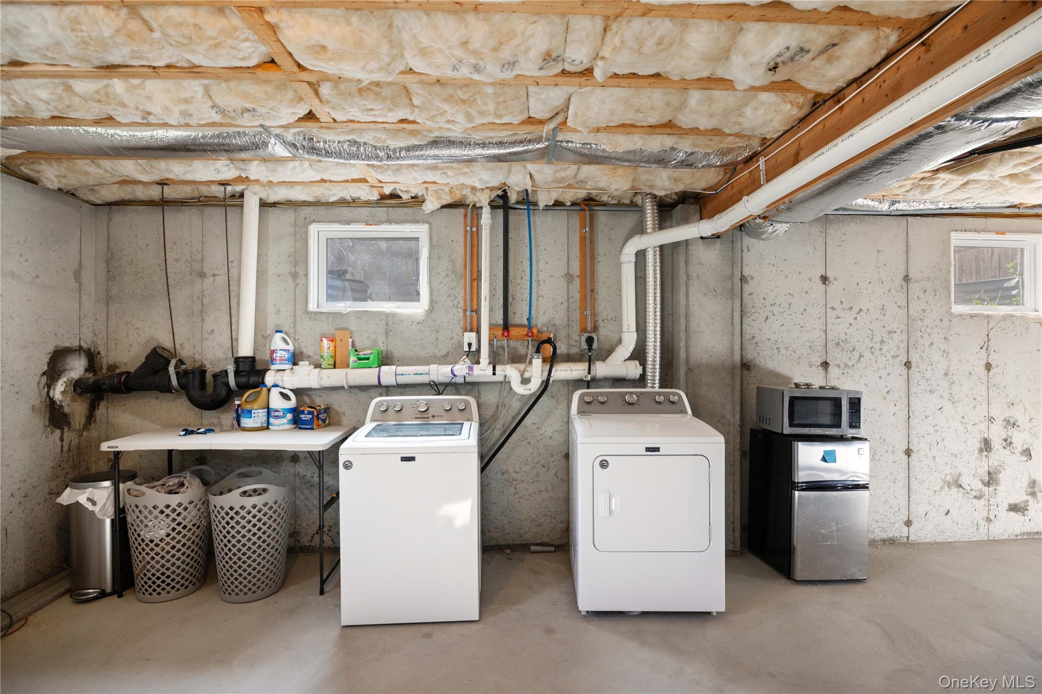 380 Homestead Way Greenport, NY 11944 - Photo 27 of 39 a view of a kitchen with appliances and cabinets