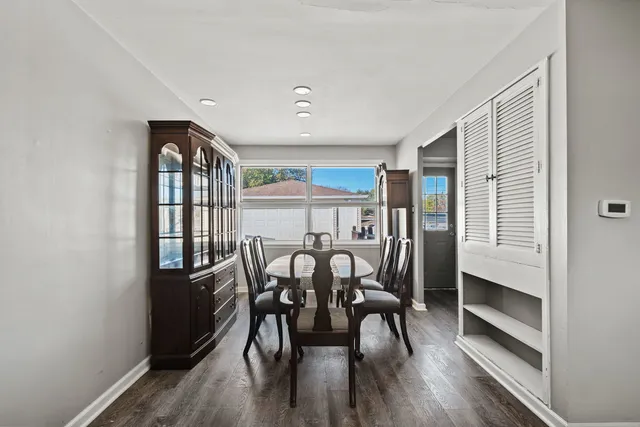 $364,900 | 128 David Drive, Bensenville, IL 60106