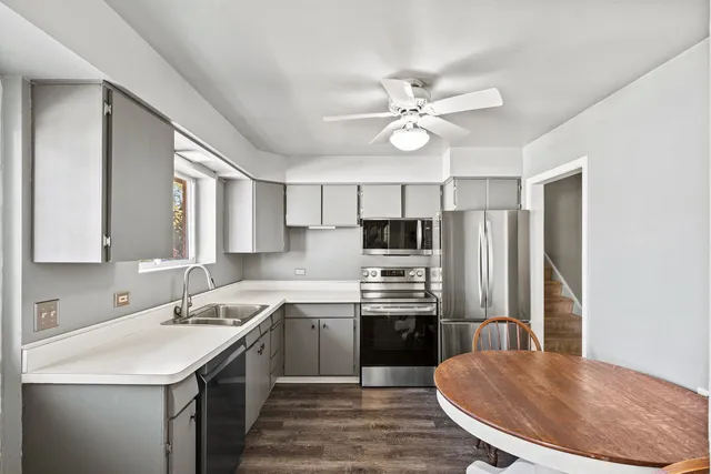 $364,900 | 128 David Drive, Bensenville, IL 60106