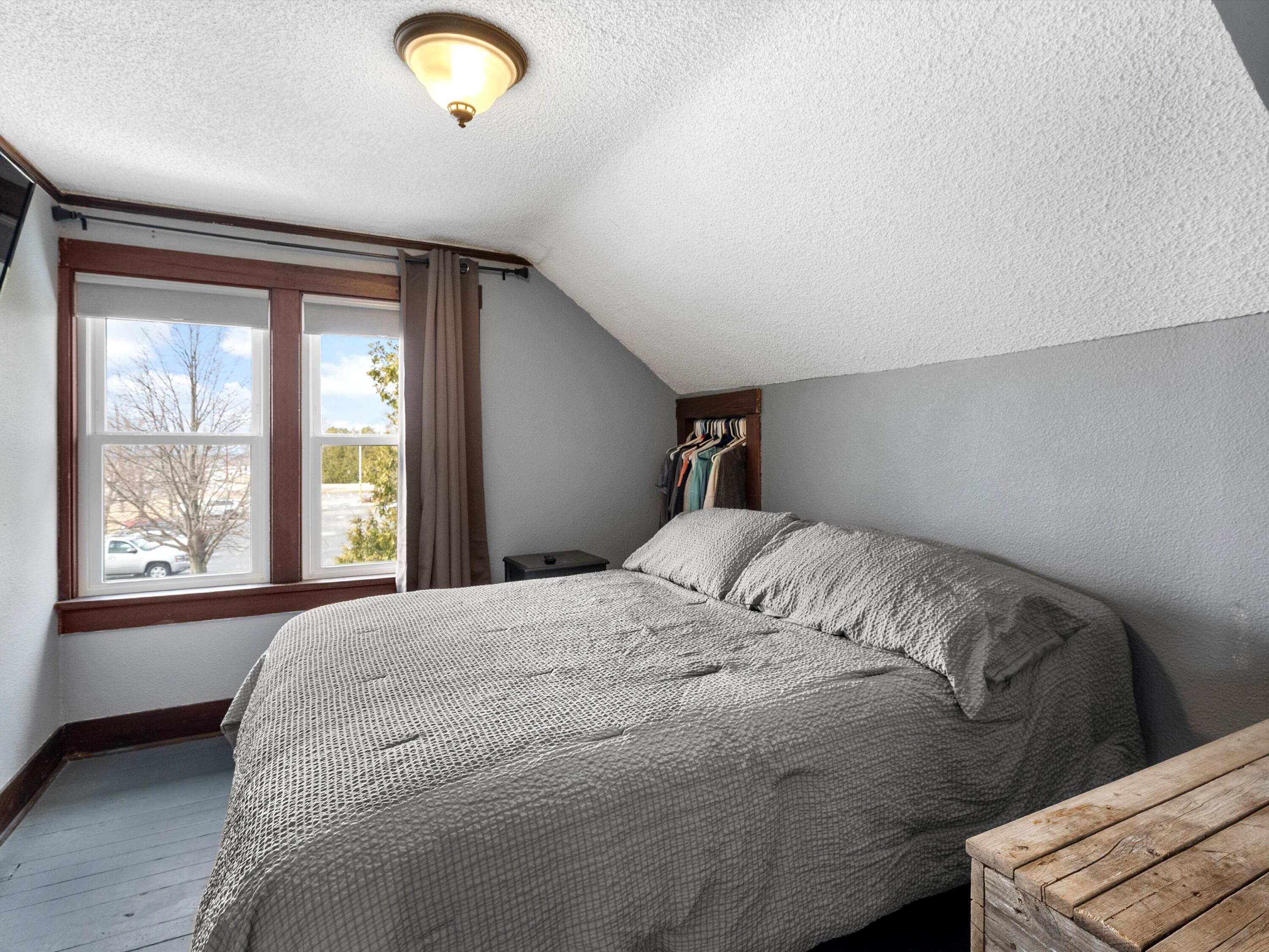 2834 Memorial Drive Two Rivers, WI 54241 - Photo 35 of 66 40-041_2913831_09935