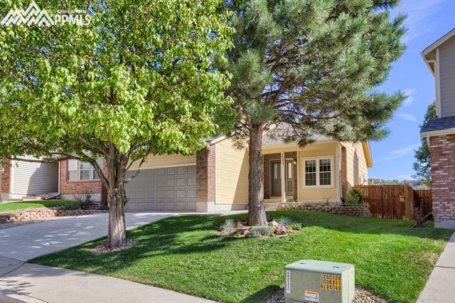 7225 Julynn Road Colorado Springs, CO 80919 - Photo 2 of 35