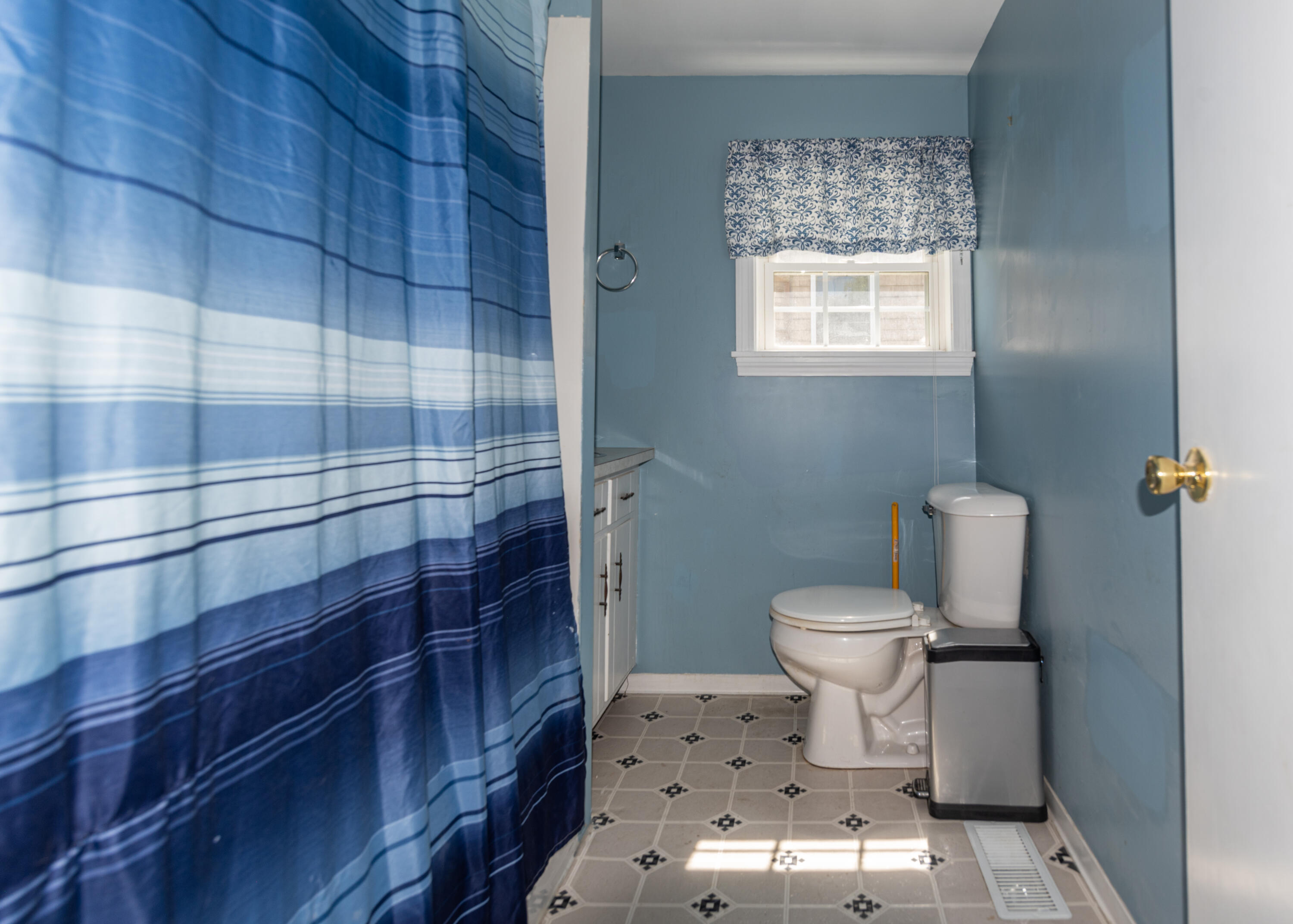 21 Market Street Fort Kent, ME 04743 - Photo 22 of 36 First floor bath