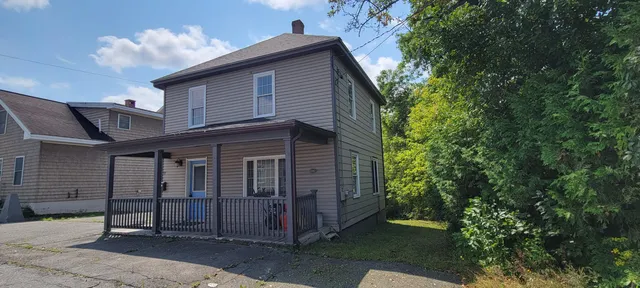 $129,000 | 21 Market Street, Fort Kent, ME 04743