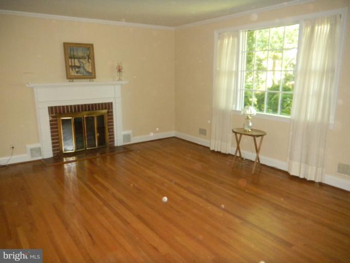 3649 Clifmar Road Windsor Mill, MD 21244 - Photo 12 of 16 Living Room