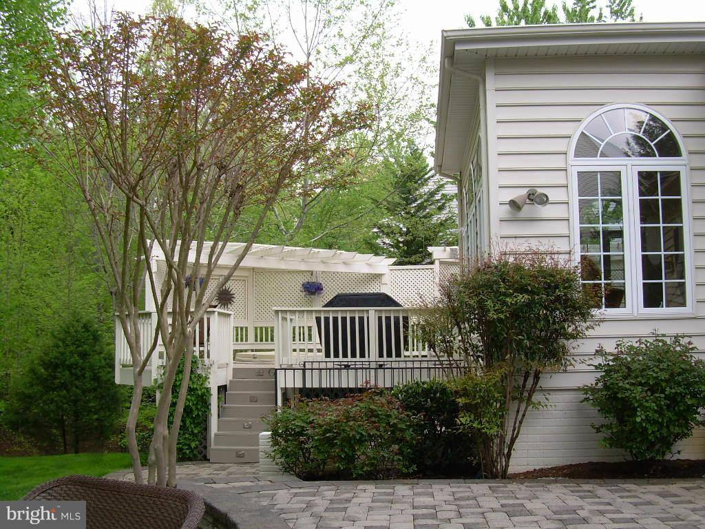 11536 Summit Ridge Court Manassas, VA 20112 - Photo 28 of 30 Exterior (Rear)