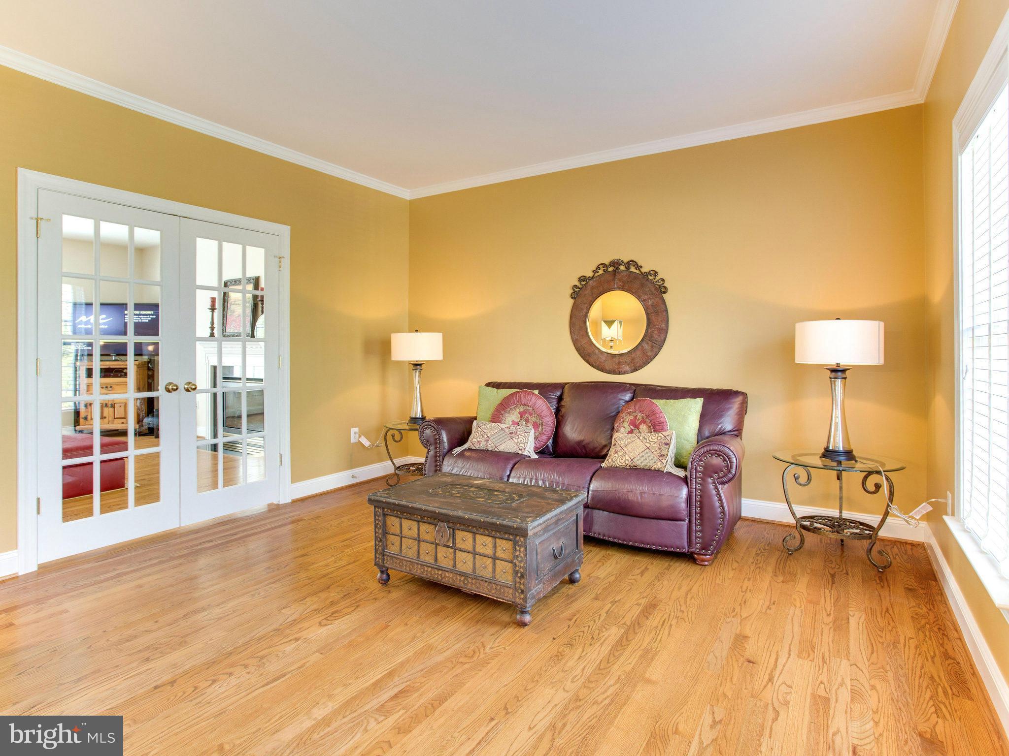 11536 Summit Ridge Court Manassas, VA 20112 - Photo 5 of 30 Living Room