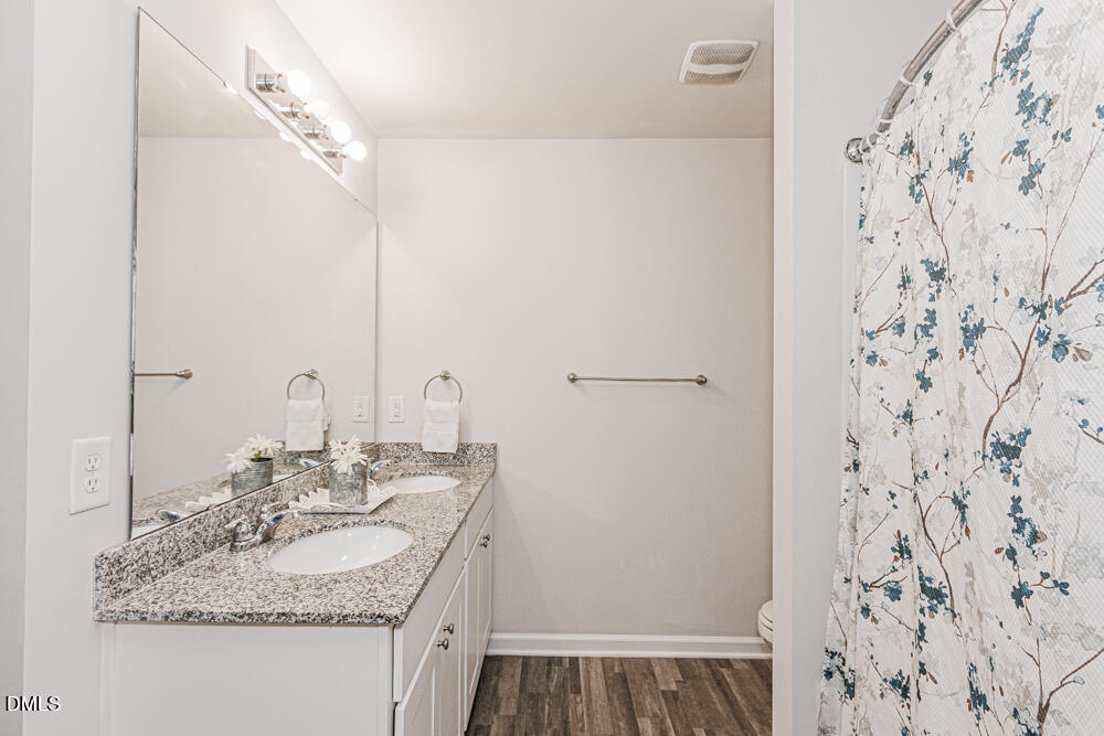 1233 Fescue Road Rocky Mount, NC 27801 - Photo 7 of 14 Owner's Bath