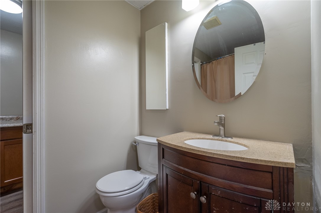 5843 Overbrooke Road Dayton, OH 45440 - Photo 17 of 34