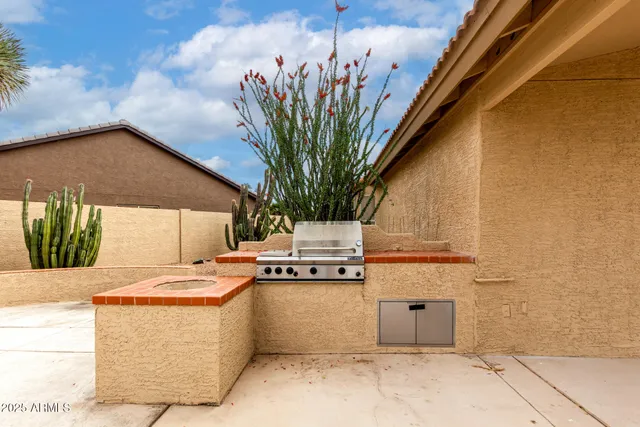 a view of a house with a outdoor space