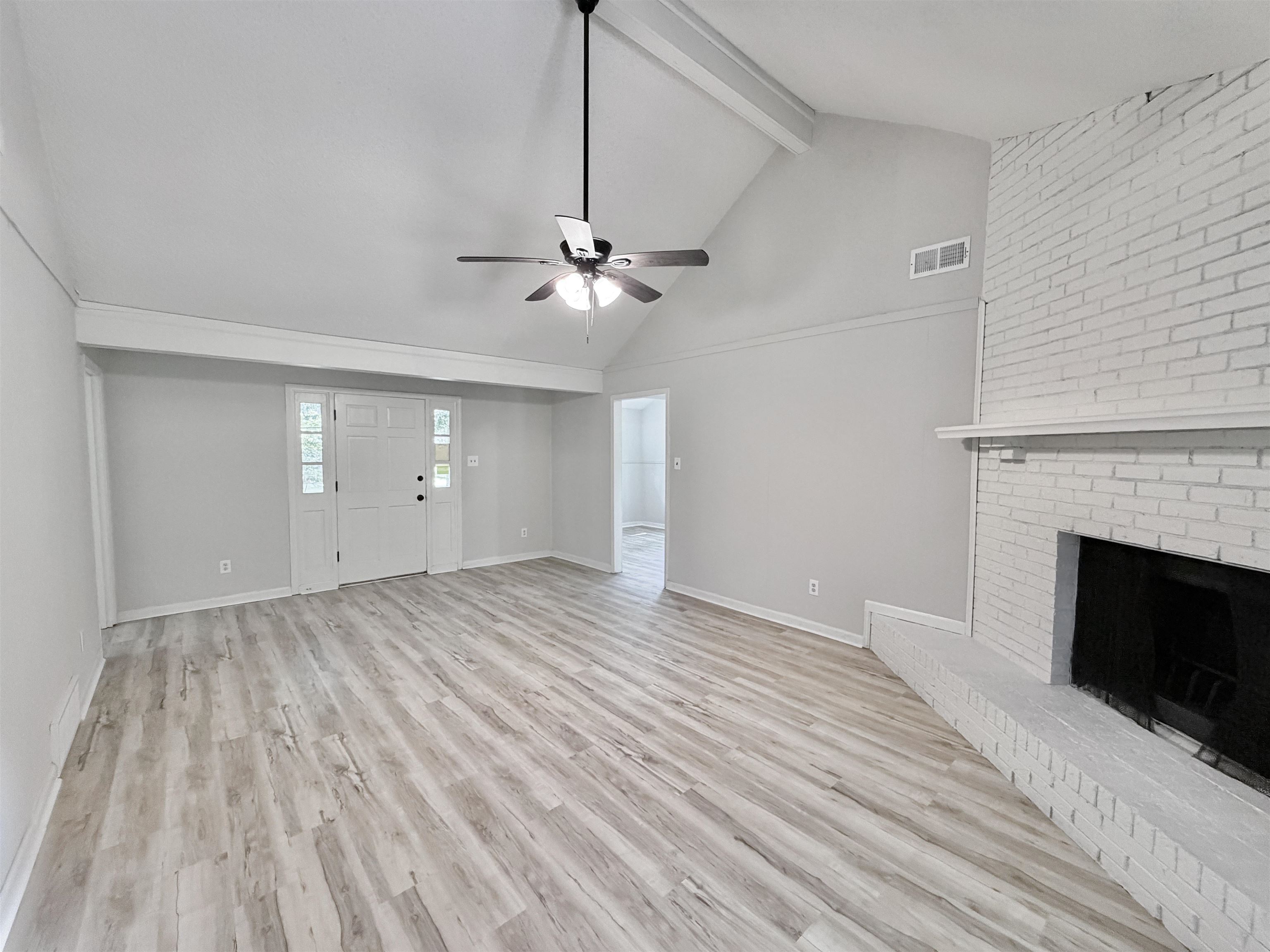 4278 Auburn Road Memphis, TN 38116 - Photo 7 of 28 Living room