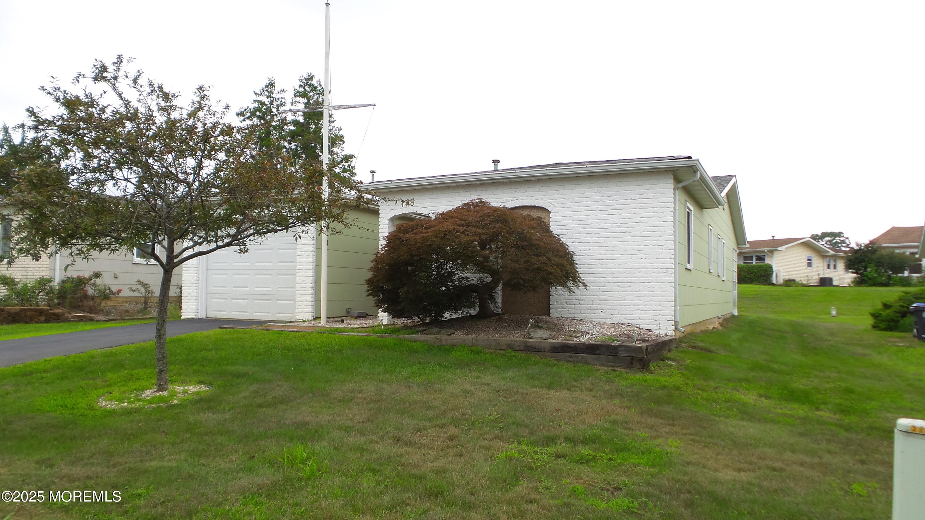 38 Watkins Road Brick, NJ 08724 - Photo 3 of 15 20250727_122350