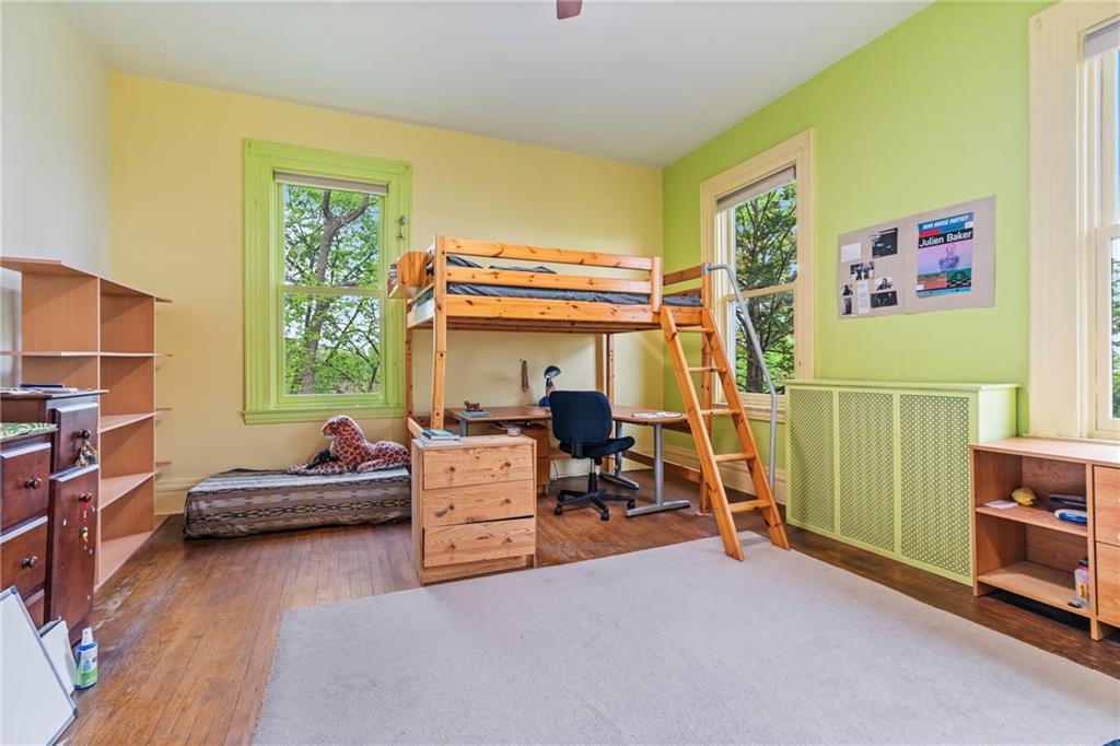 2738 Mt Royal Road Pittsburgh, PA 15217 - Photo 22 of 30