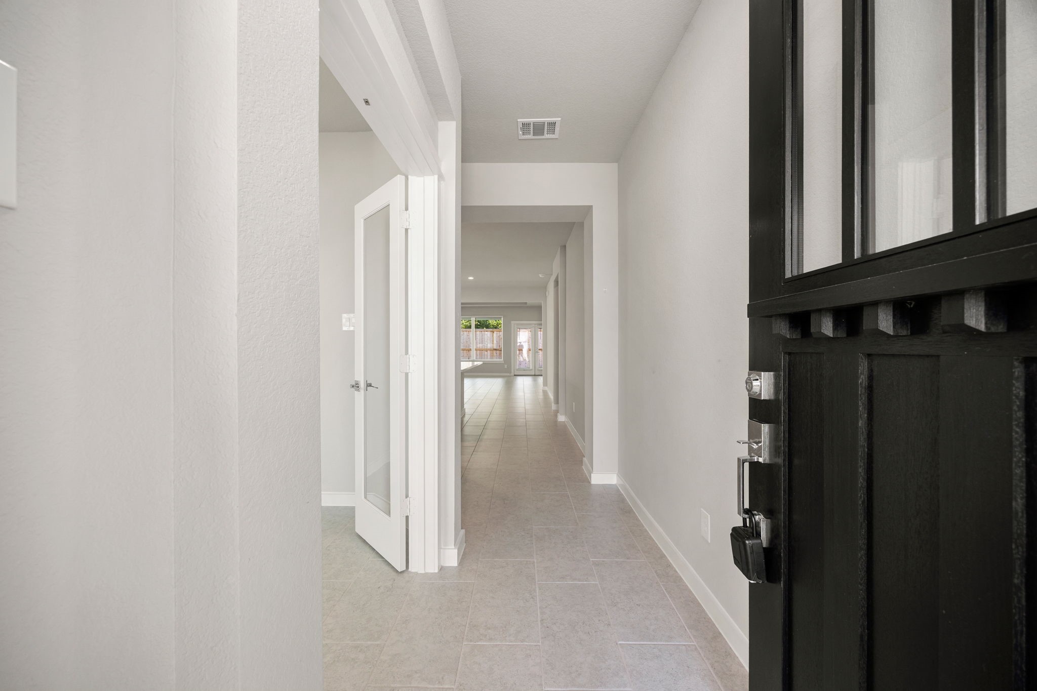 33007 Carolyns Perfection Loop Fulshear, TX 77441 - Photo 11 of 31 Entry