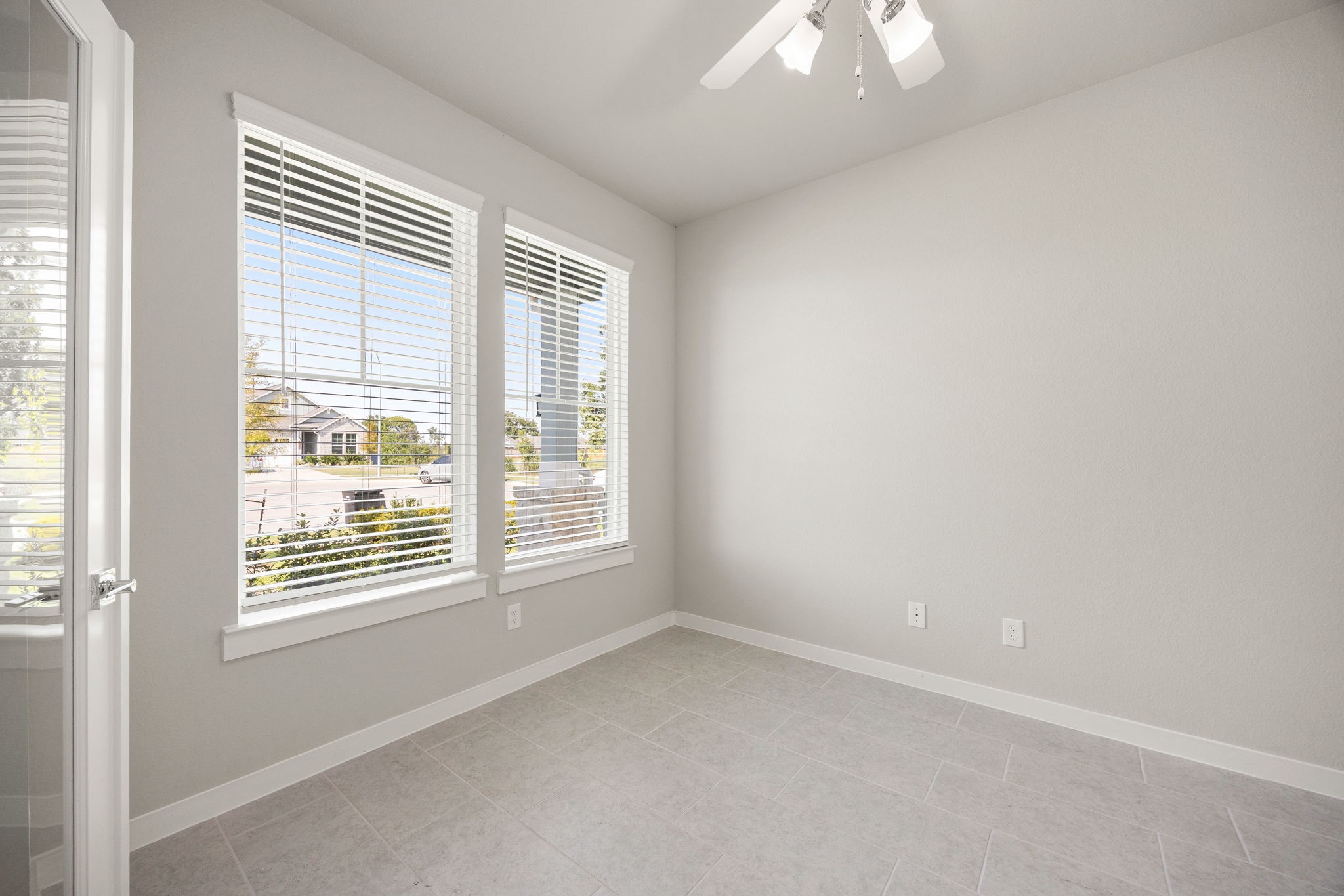 33007 Carolyns Perfection Loop Fulshear, TX 77441 - Photo 20 of 31 Home Office/Study