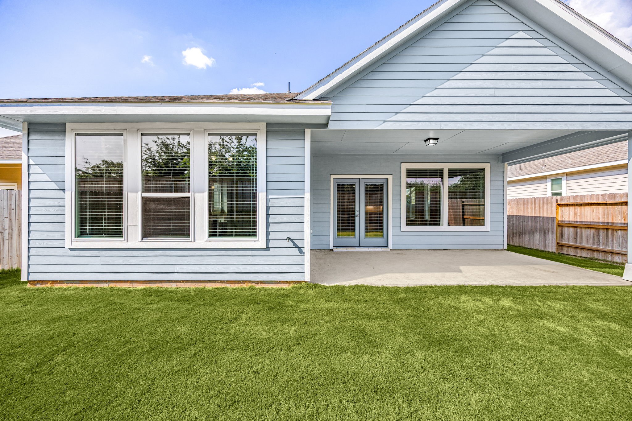 33007 Carolyns Perfection Loop Fulshear, TX 77441 - Photo 29 of 31 Back yard space