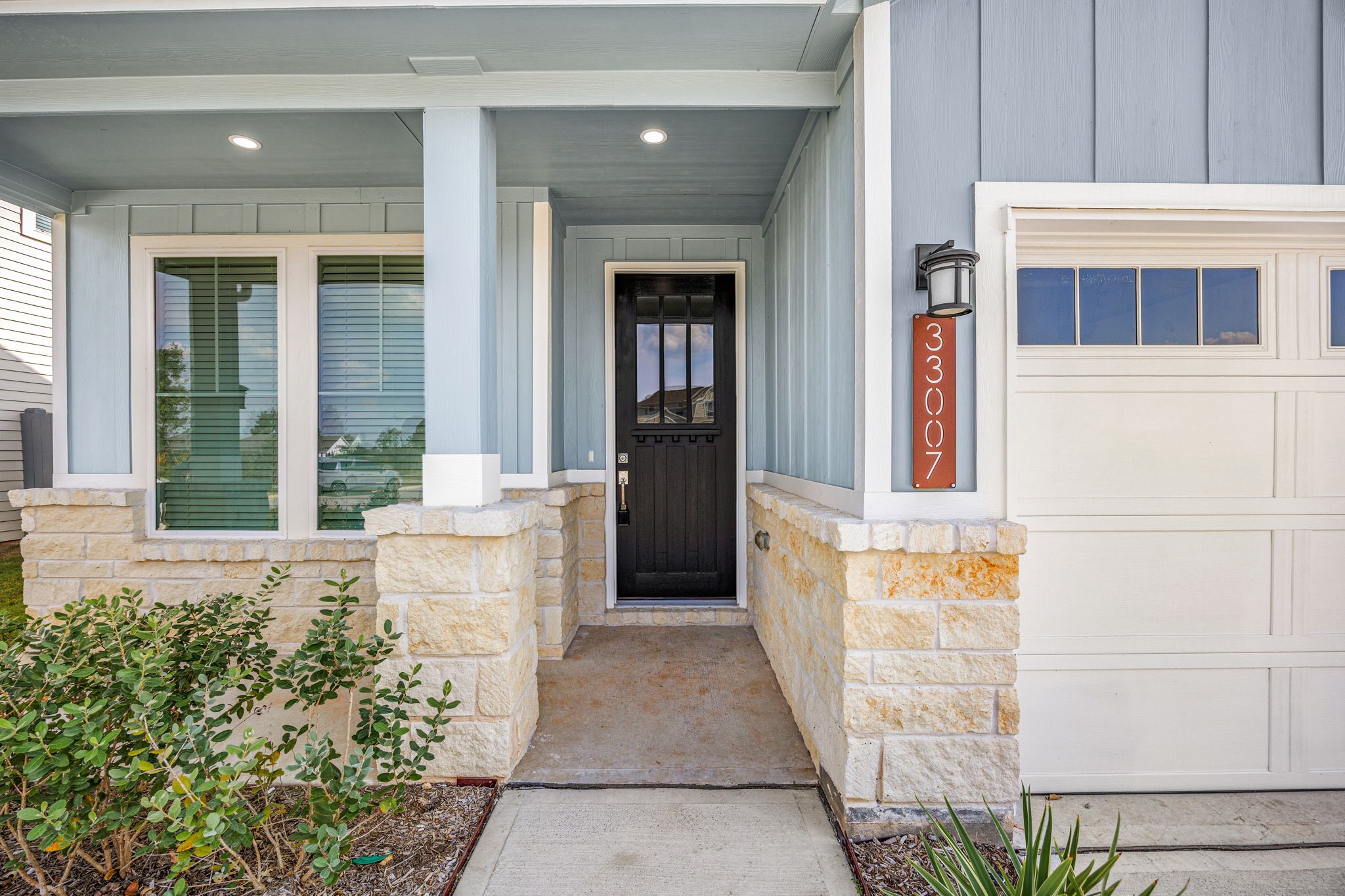 33007 Carolyns Perfection Loop Fulshear, TX 77441 - Photo 10 of 31 Enjoy front porch sitting!