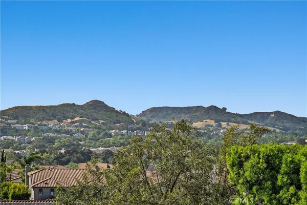 $3,199,000 | 41 Long View Road, Coto de Caza, CA 92679