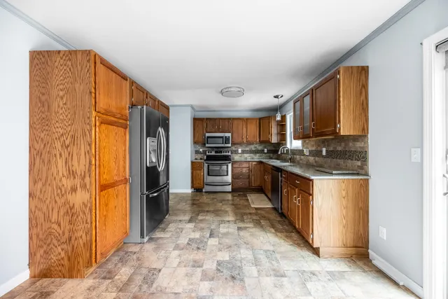 $389,000 | 42 Yankee Avenue, Bangor, ME 04401