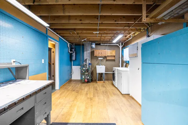 $389,000 | 42 Yankee Avenue, Bangor, ME 04401