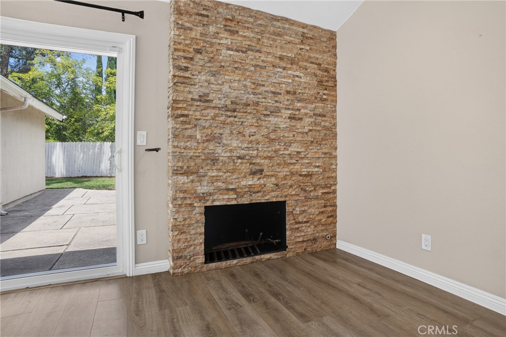 24441 Denise Place Newhall, CA 91321 - Photo 41 of 43
