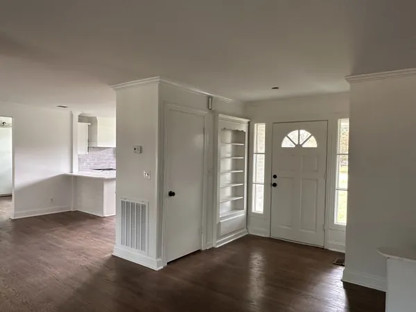 $319,900 | 202 Westwood 5th Avenue, McMinnville, TN 37110