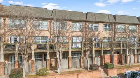 $225,000 | 6980 Roswell Road, Unit C10, Atlanta, GA 30328