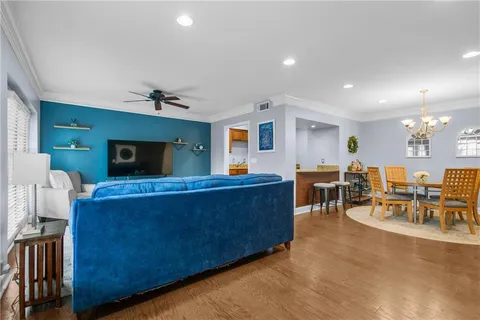 $225,000 | 6980 Roswell Road, Unit C10, Atlanta, GA 30328