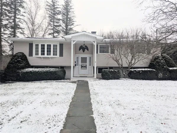 $230,000 | 22 South Delaware Street, Stamford, NY 12167