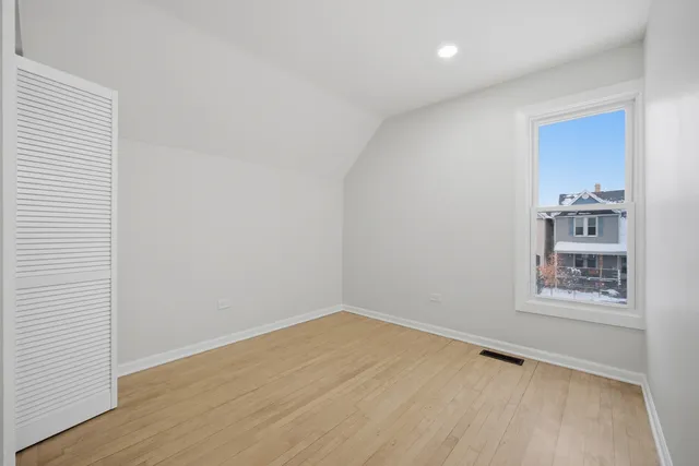 $889,000 | 3143 North Sawyer Avenue, Chicago, IL 60618