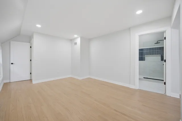 $889,000 | 3143 North Sawyer Avenue, Chicago, IL 60618