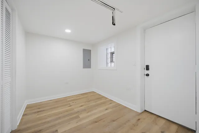 $889,000 | 3143 North Sawyer Avenue, Chicago, IL 60618