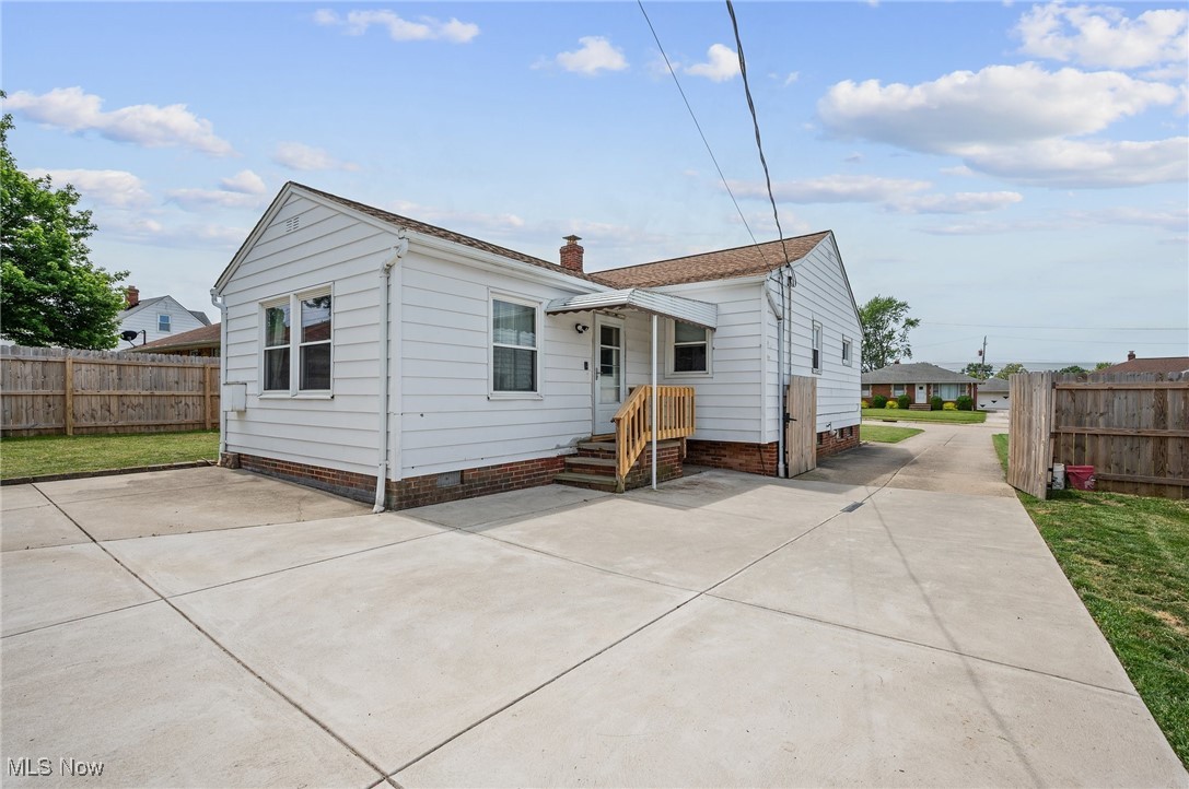 1843 Rush Road Wickliffe, OH 44092 - Photo 37 of 39 Gallery Image 37