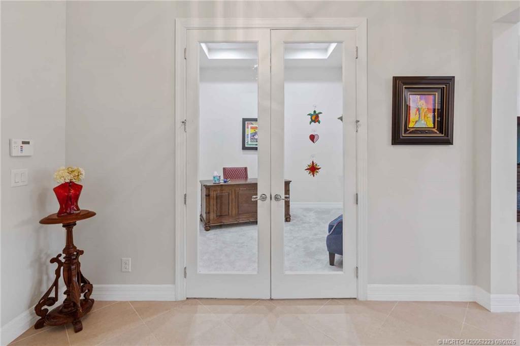 1092 Southwest Scrub Oak Avenue Palm City, FL 34990 - Photo 25 of 45 a view of entryway with livingroom