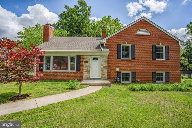 $3,600 | 7039 Calamo Street, Springfield, VA 22150