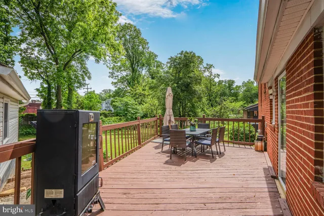 a view of deck with patio