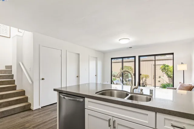 $989,000 | 3334 Solomon Lane, Alameda, CA 94502