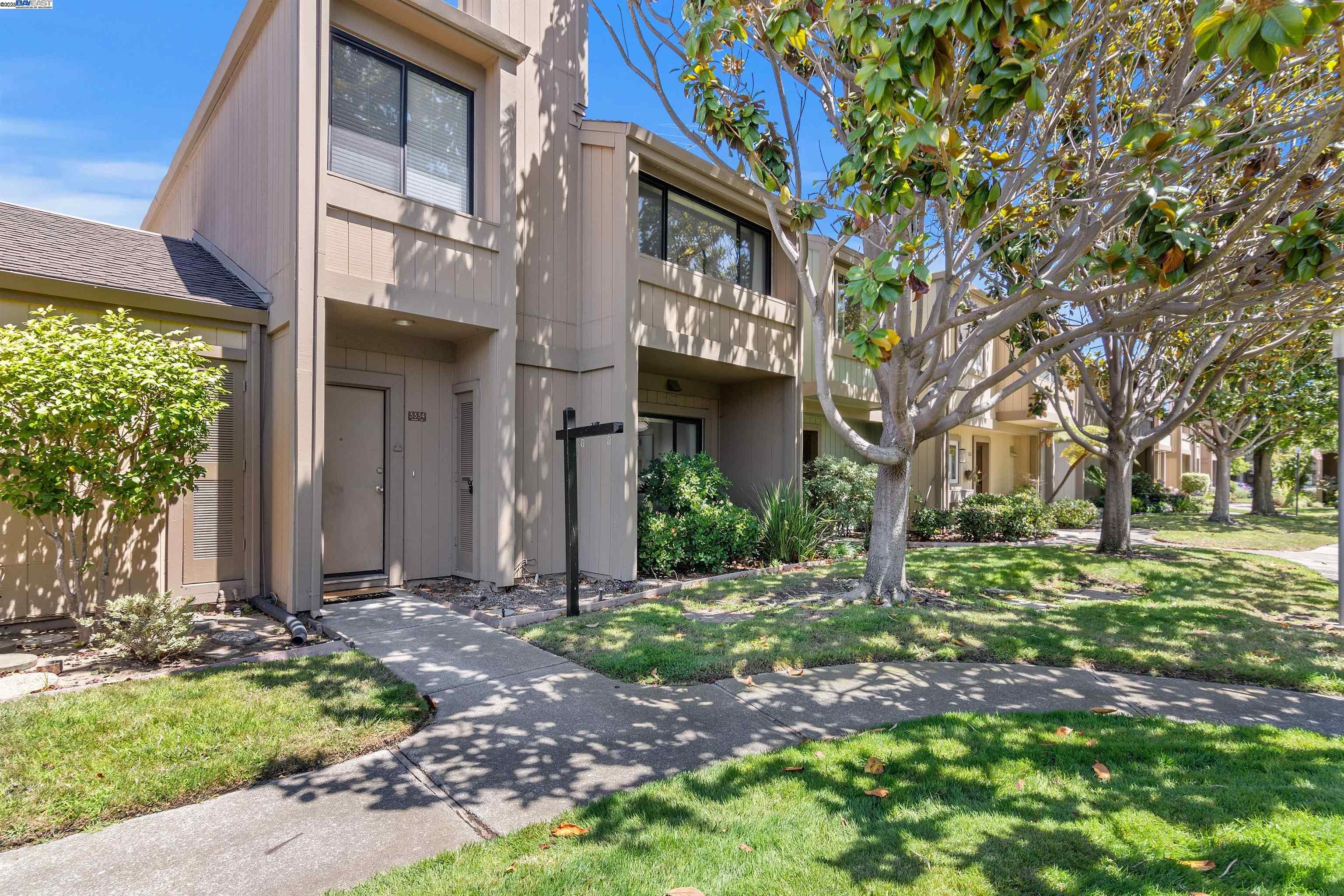 3334 Solomon Lane Alameda, CA 94502 - Photo 4 of 42